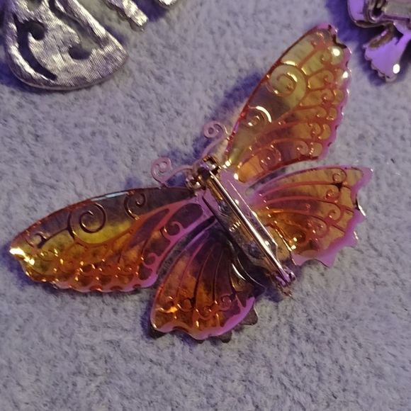 Lot Vtg. Butterfly Brooches/Pins - Picture 8 of 11